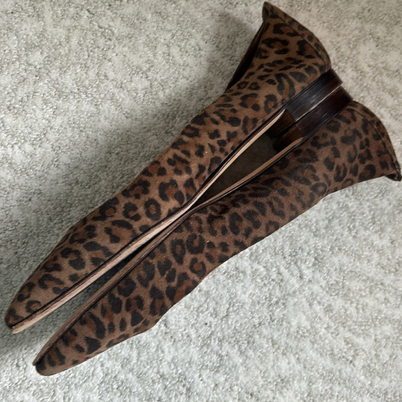 Manolo Blahnik leopard print flats - Picture 5 of 12